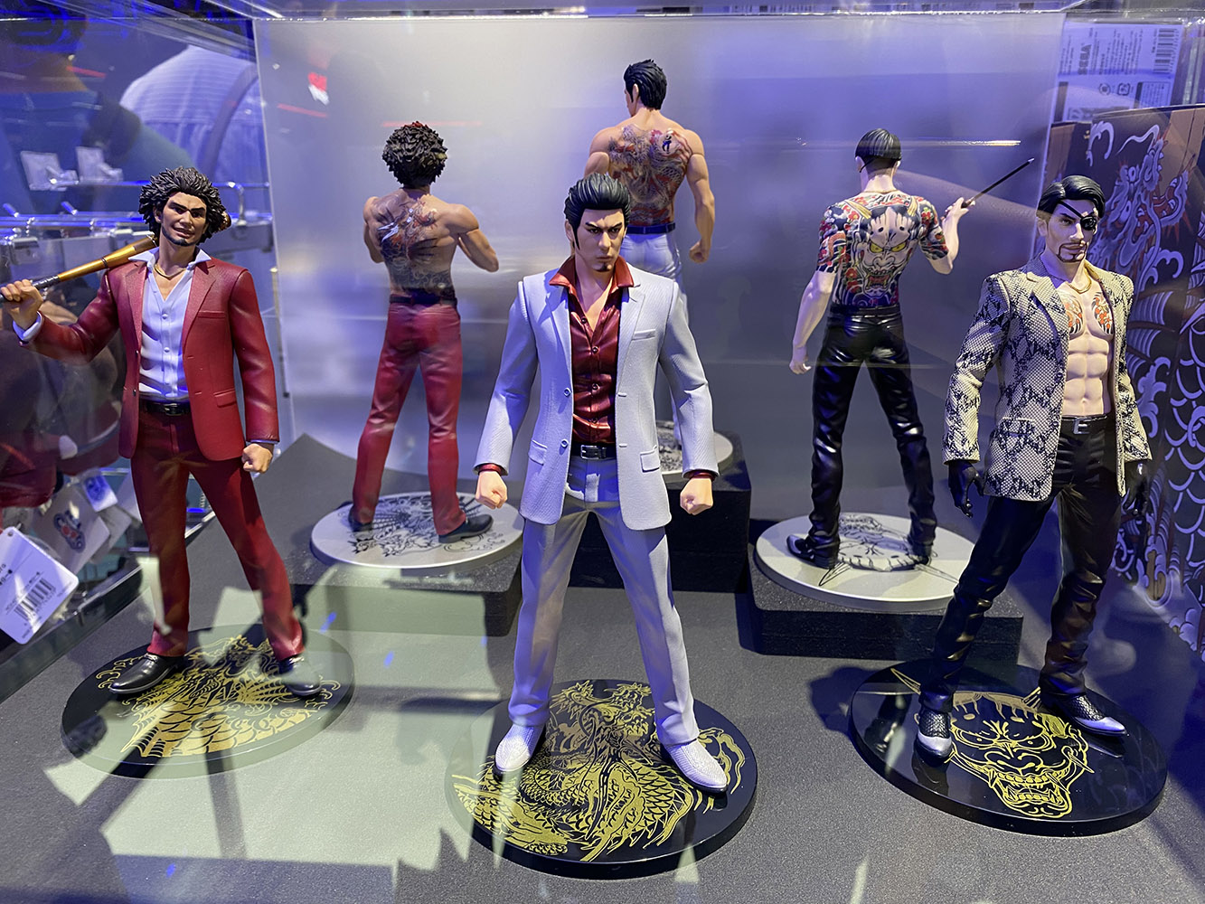 Figures of the most beloved characters in the Like a Dragon franchise